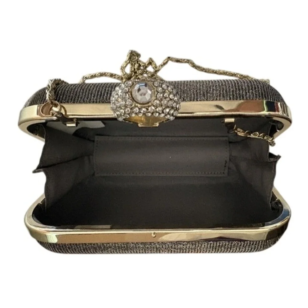 Metallic Shimmer Ring Clasp Evening Clutch Bag with Gold Chain Strap Silver